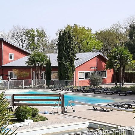 Quartier Des Peintres - Poussin Villa Chaveignes Bagian luar foto