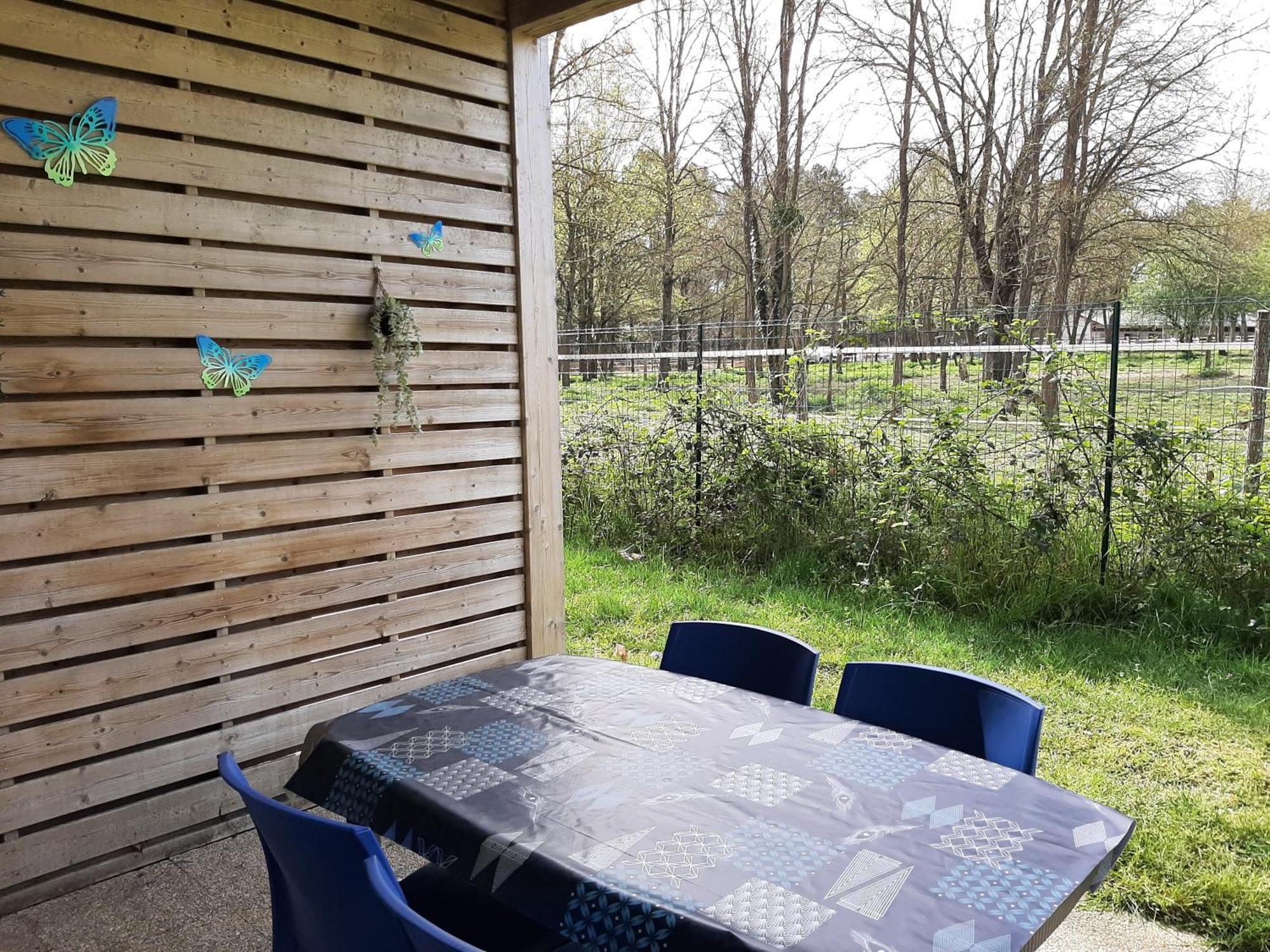 Quartier Des Peintres - Poussin Villa Chaveignes Bagian luar foto
